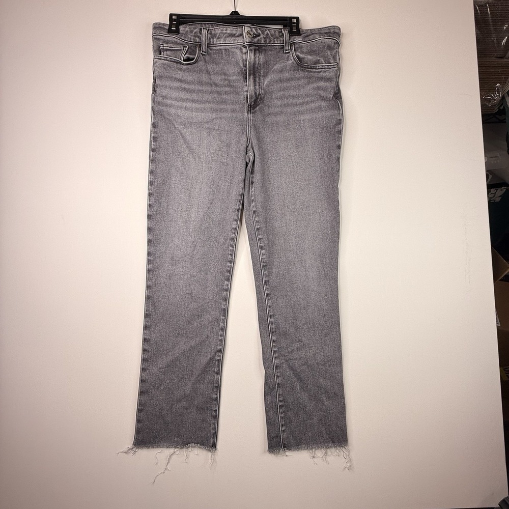 Paige Jeans Gray Capri Size 33 Stretch Mid Rise Frayed Hem